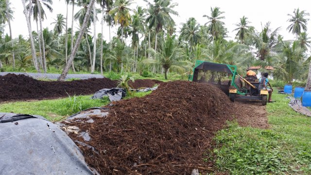 Inspection of Organic Fertilizer Production Projects 
